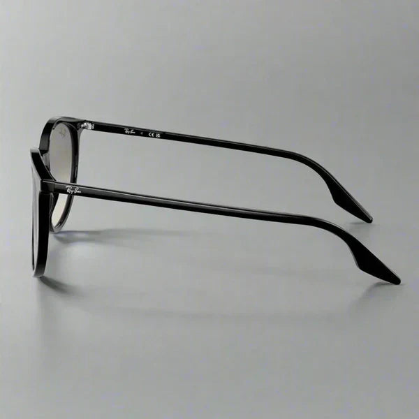 Ray-Ban RB2204 901/32 – Black Green Gradient