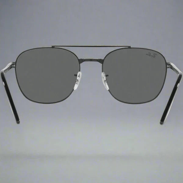 Ray-Ban RB3688 002/B1 – Black Grey Gradient