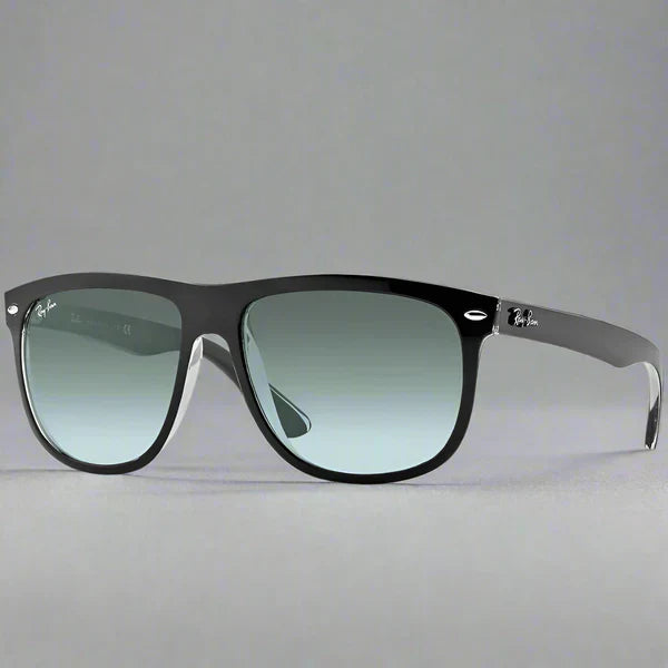 Ray-Ban Boyfriend RB4147 6039/71 – Transparent Grey Green
