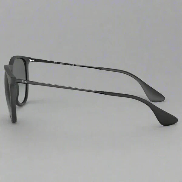 Ray-Ban Erika RB4171 622/T3 Polarized – Matte Black Grey Gradient Polarized